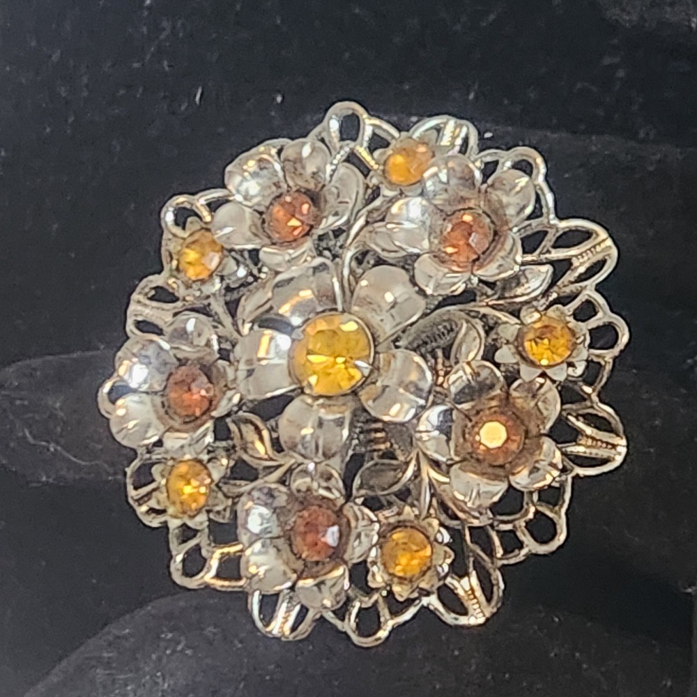 Vintage Silver Tone Amber Rhinestone Floral Filigree‎ Brooch Pin Topaz Color